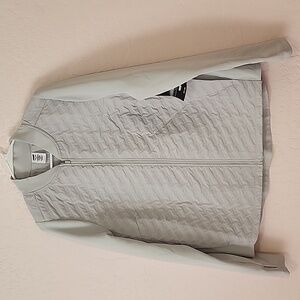 Avia Women's Quilted Running Jacket   Size: XXL